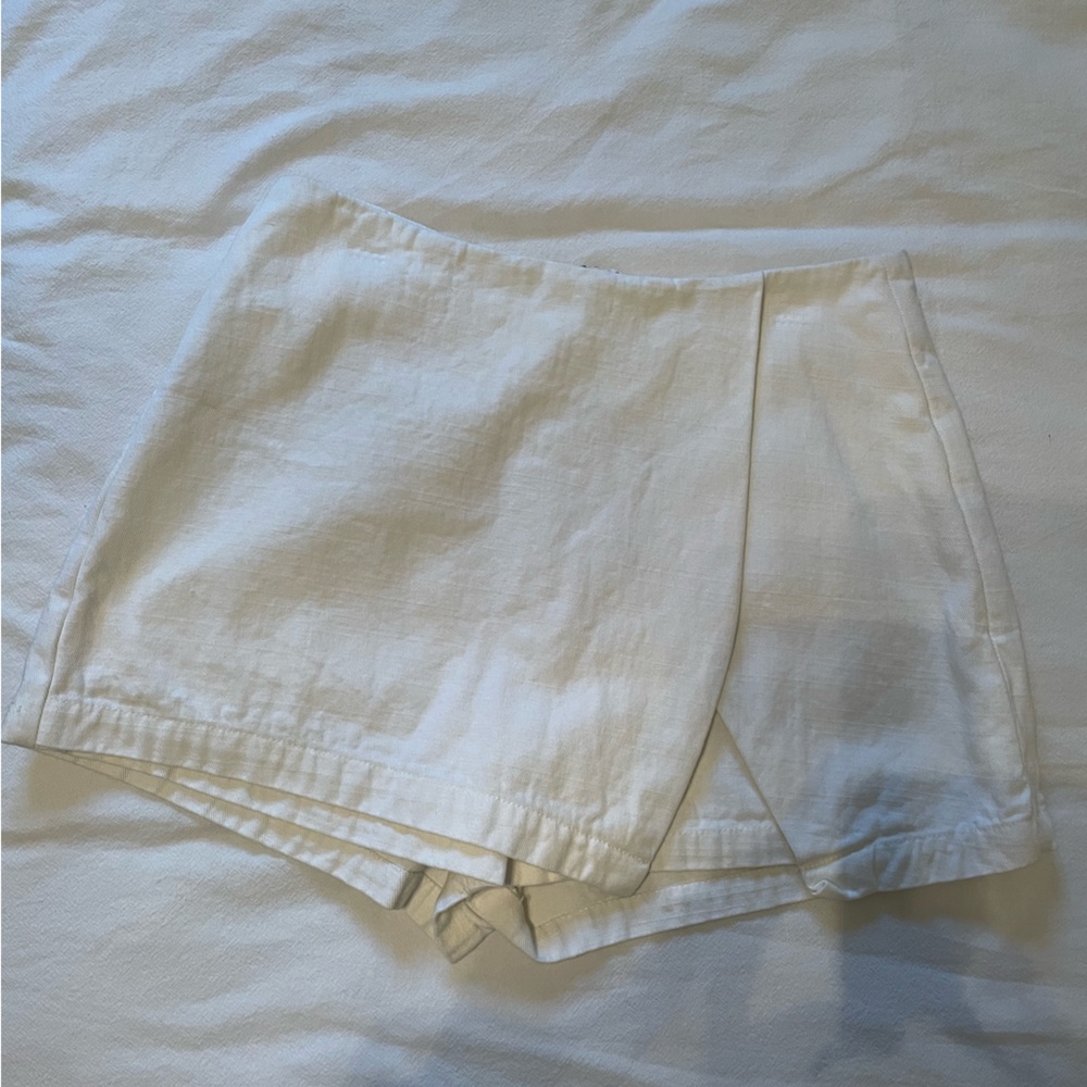 Skort - Picture 2 of 4